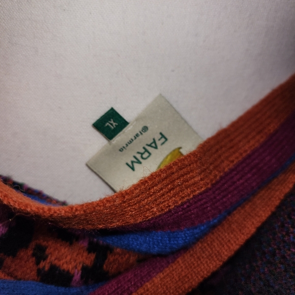 Farm Rio Sweater multicolor skirt set top is LRG skirt is XLG - Picture 10 of 10